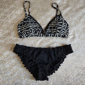 MK Black/White Zip Front 2 Piece Swimsuit - EUC